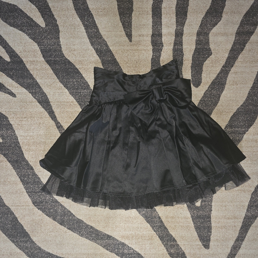 Elegant Black Women's Skirt